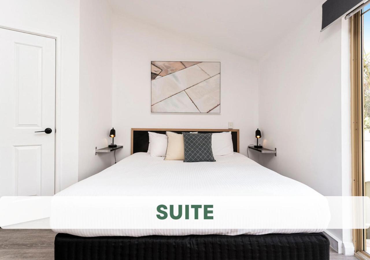 The Swan Valley Hotel Henley Brook Exteriör bild